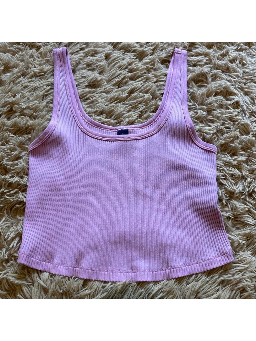 Old Navy light purple ribbed tank top in a L